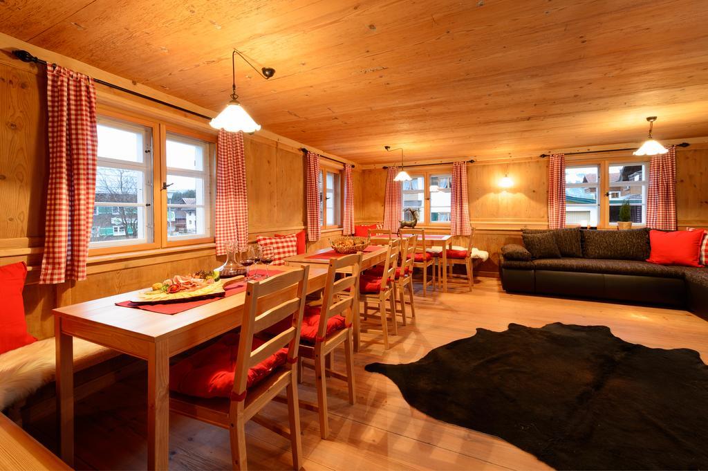 Viktoria Ferienhaus: Family Wellness Retreat with 4-Star Amenities Oberstdorf Exterior photo